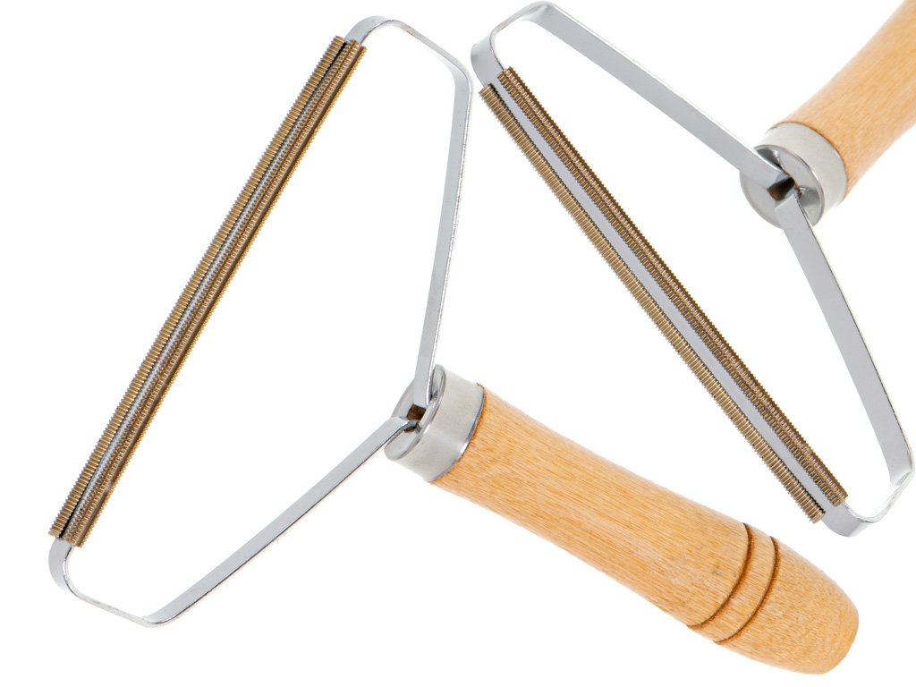 Aparat za brijanje odjeće za uklanjanje dlačica