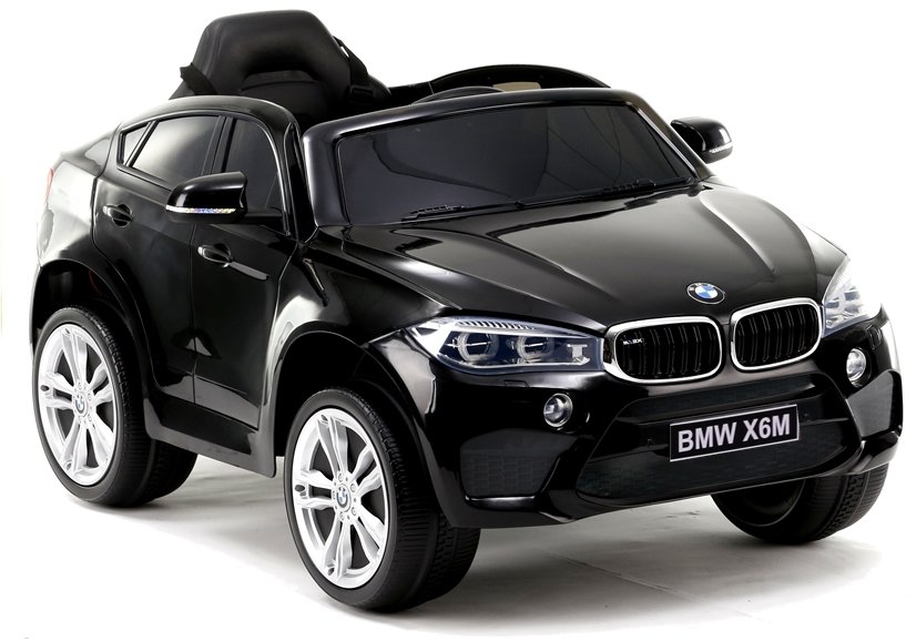 BMW X6 - automobil na akumulator, crni