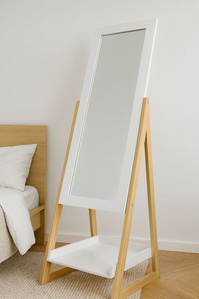 Samostojeće ogledalo s drvenim nogama i policom, dimenzija 40 × 36 × 150 cm